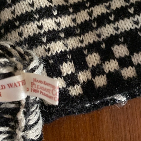 Vintage American Girl Kirsten Winter Woolen Set - Picture 4 of 12